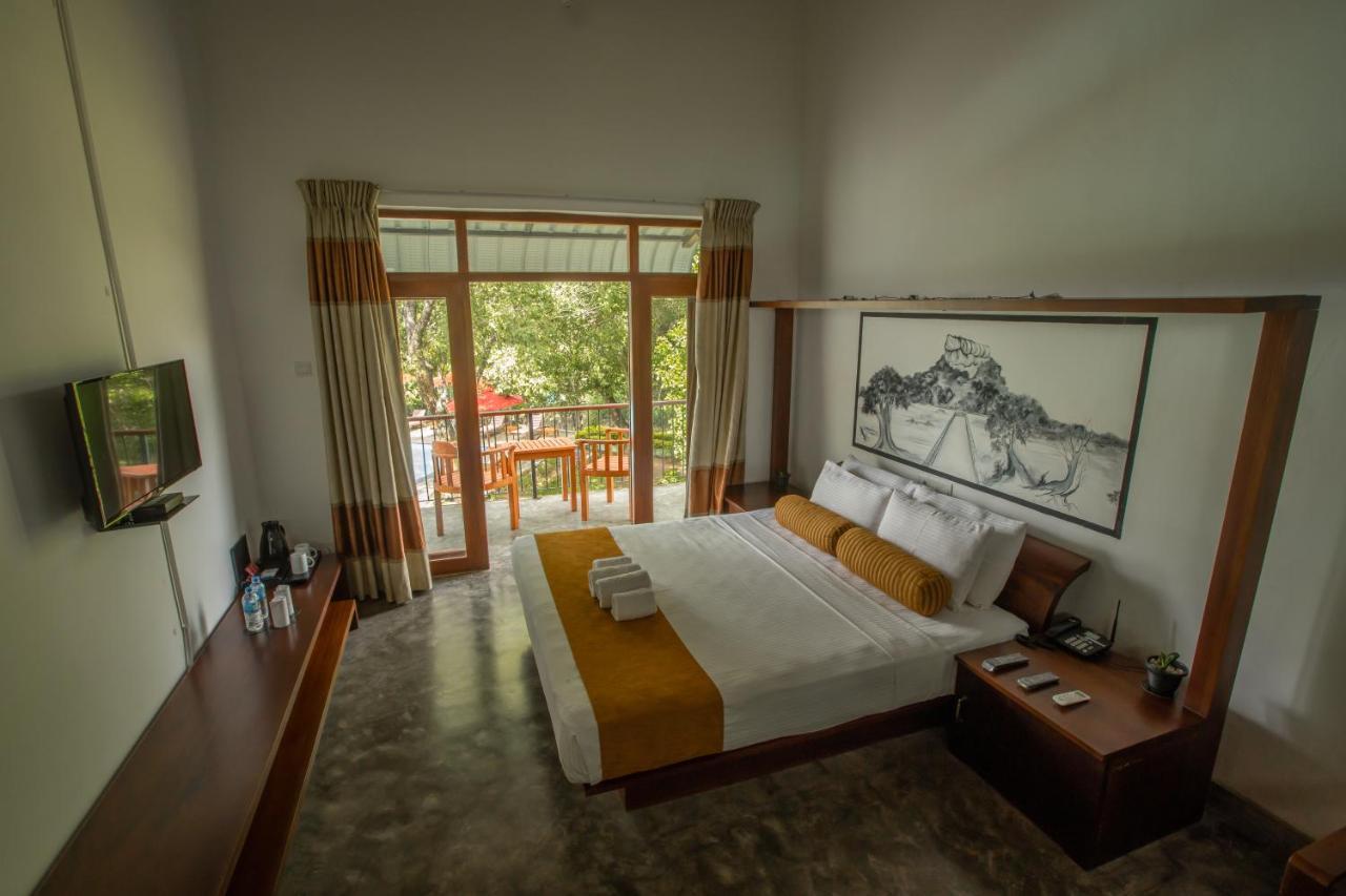 Sigiriya Wewa Addara Hotel - Hotel By The Lake Esterno foto
