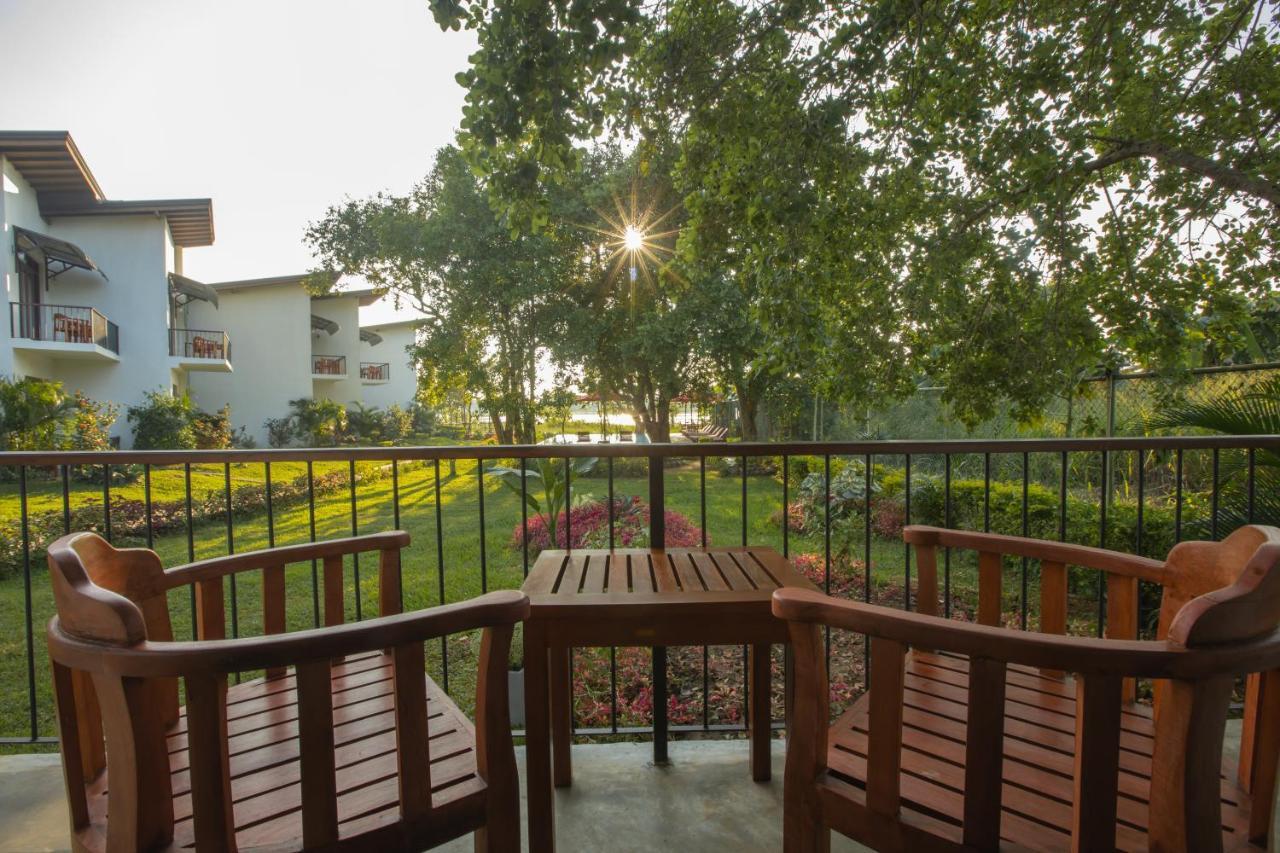 Sigiriya Wewa Addara Hotel - Hotel By The Lake Esterno foto